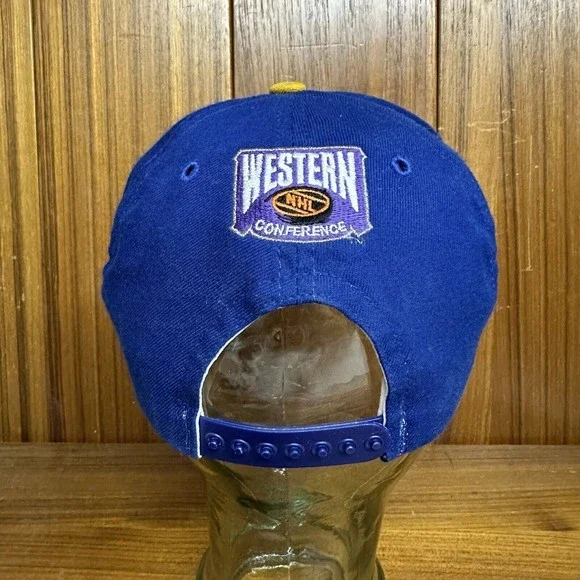 Vintage St Louis Blues NHL Western Conference New Era Snapback Hat